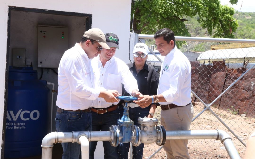 Boletín Nº 8 – Viceministro de Agua recorrió obra de acueducto contratada mediante Aguas del Cesar en La Paz.
