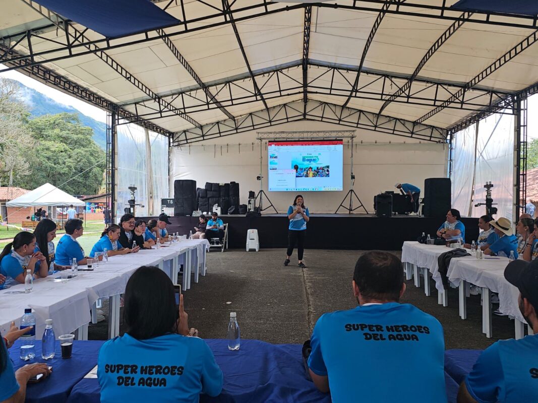 mediante la estrategia Club Defensores el Agua, hizo presencia Aguas del Cesar en la octava edición del Encuentro de Experiencias de los Clubes Defensores del Agua, convocado por la Gobernación de Caldas en el municipio de Supía.