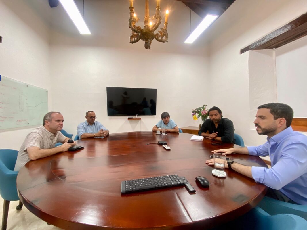 Reunión Gases del Caribe colector alcantarillado pluvial Valledupar
